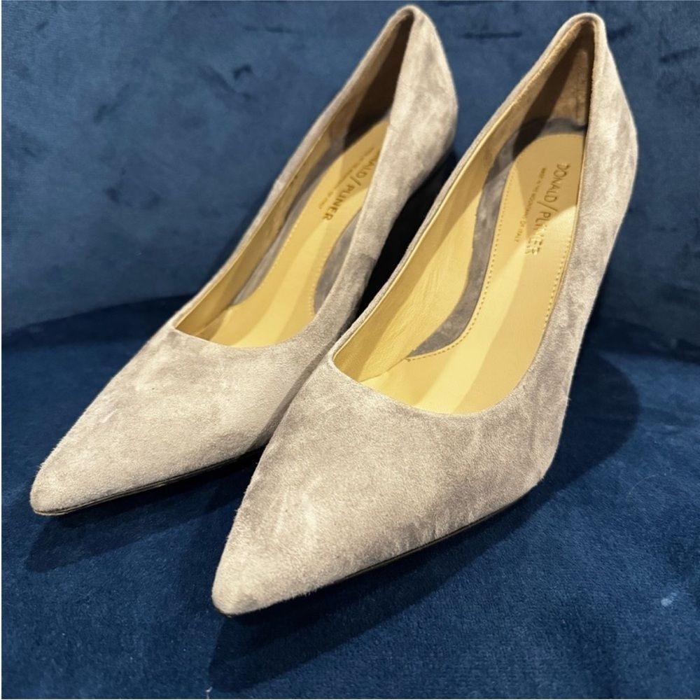 Donald J. Pliner Taupe Suede Heels